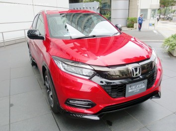 Honda Vezel   (facelift 2018)