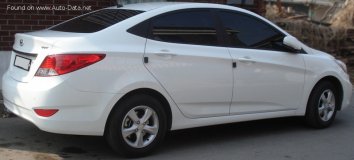 Hyundai Solaris I Sedan   - Photo 2