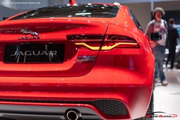Jaguar XE   (X760 facelift 2019) - Photo 7