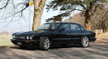 Jaguar XJ   (X308)