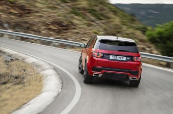Land Rover Discovery Sport    - Photo 2