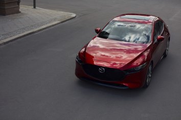 Mazda 3 IV Hatchback   - Photo 3