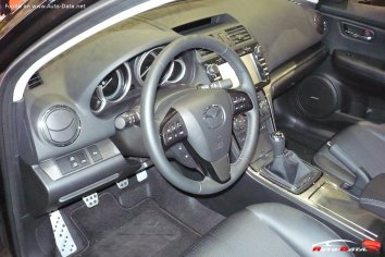 Mazda 6 II Hatchback  (GH facelift 2010) - Photo 2