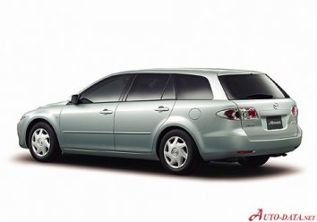 Mazda Atenza Sport Wagon   - Photo 2
