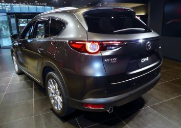 Mazda CX-8    - Photo 2