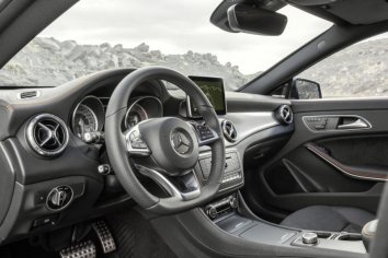 Mercedes-Benz CLA Shooting Brake  (X117) - Photo 5