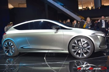 Mercedes-Benz EQ Concept EQA  - Photo 2