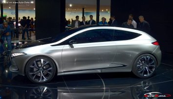 Mercedes-Benz EQA Concept  - Photo 3