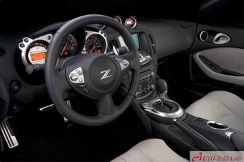 Nissan 370Z    - Photo 7