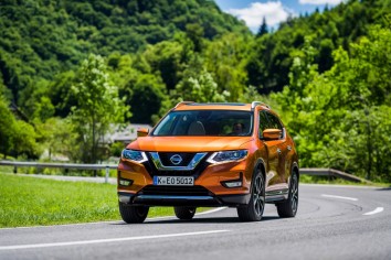 Nissan X-Trail III (T32; facelift 2017)