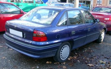 Opel Astra F Classic  (facelift 1994) - Photo 3