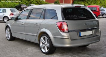 Opel Astra H Caravan   - Photo 2