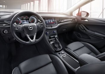 Opel Astra K   - Photo 3