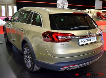 Opel Insignia Country Tourer  (A facelift 2013) - Photo 2