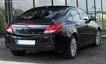 Opel Insignia Hatchback  (A) - Photo 3