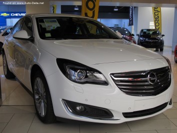 Opel Insignia Hatchback  (A facelift 2013)