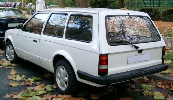 Opel Kadett D Caravan   - Photo 2