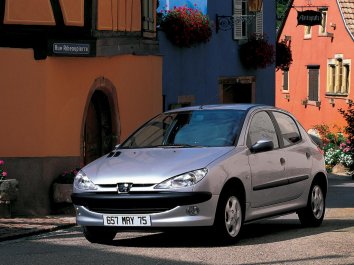 Peugeot 206 1998 Hatchback (1998 - 2003) reviews, technical data, prices
