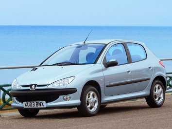 Peugeot 206   (facelift 2003) - Photo 2