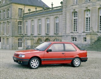Peugeot 309 I  (10C,10A) - Photo 2