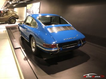 Porsche 911 Coupe  (F) - Photo 3