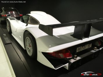 Porsche 911 GT1 Strassenversion  - Photo 2