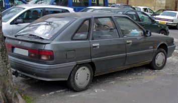 Renault 21 Hatchback  (L48) - Photo 2