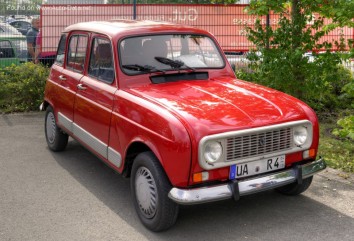 Renault 4   