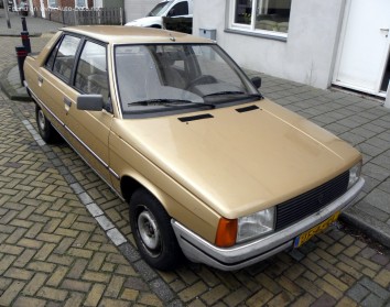 Renault 9   (L42)