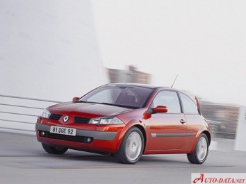 2004 Renault Megane II Classic 2.0 16V (135 Hp)  Technical specs, data,  fuel consumption, Dimensions