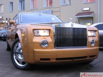 Rolls-Royce Phantom VII Extended  - Photo 3