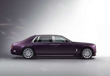 Rolls-Royce Phantom VIII Extended 