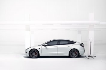 Tesla Model 3   (facelift 2020) - Photo 2