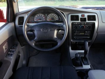 Toyota 4runner III   - Photo 5
