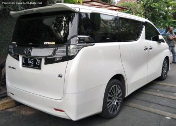 Toyota Alphard III  - Photo 2