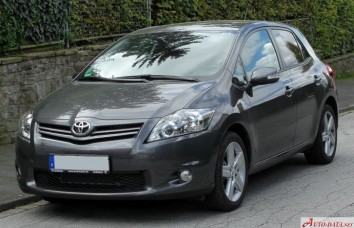 Toyota Auris   (facelift 2010)