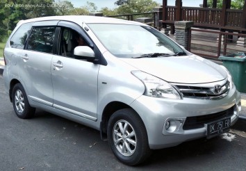 Toyota Avanza II  
