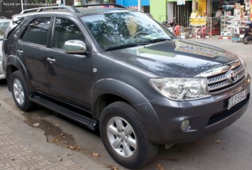 Toyota Fortuner I (facelift 2008)
