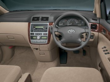 Toyota Ipsum   (CM2) - Photo 3