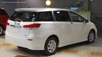 Toyota Wish II   - Photo 2