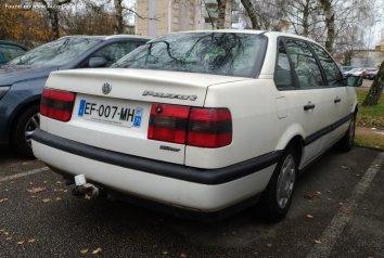 Volkswagen Passat   (B4) - Photo 4