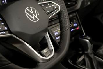 Volkswagen T-Roc Cabriolet (facelift 2021) - Photo 7