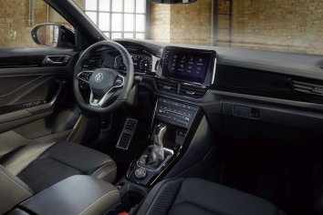 Volkswagen T-Roc   (facelift 2021) - Photo 7