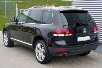 2007-2010 Volkswagen Touareg I (7L facelift 2006) 3.0 TDI V6 (240 Hp) 4MOTION  Tiptronic