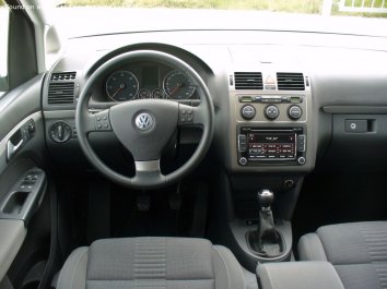 2009 Volkswagen Touran I (facelift 2006) 1.4 TSI (140 Hp) DSG