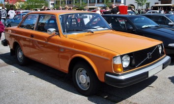 Volvo 240   (P242,P244)