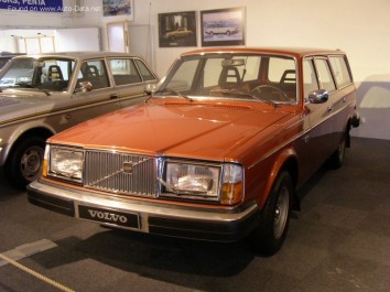Volvo 260 Combi  (P265)
