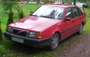 Volvo 440 K   (445)