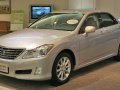 Toyota Crown Royal XIII (S200) - Tekniska data, Bränsleförbrukning, Mått
